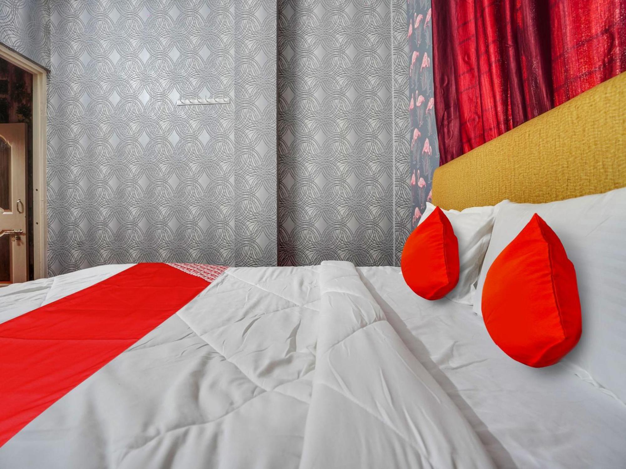 Hotel Royal Villa Inn Sakardarā エクステリア 写真